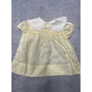 Vintage Polly Flinders Hand Smocked Baby Dress Yellow Lace Collar 24‎ Months